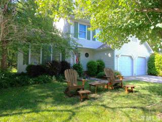 114 Dutton Ct, Cary, NC 27513-5119
