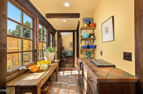 2919 Lake Ave, Altadena CA  91001-1621 exterior