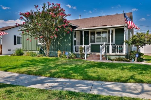 2443 Yearling St, Lakewood, CA 90712-2827