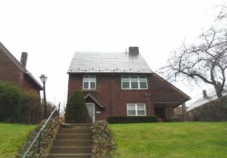 5702 Beacon St, Pittsburgh, PA 15217-2002