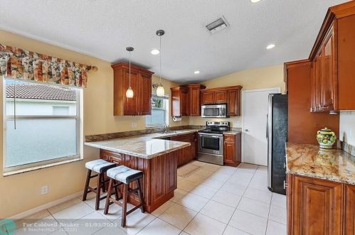 11901 20th St, Hollywood FL  33025-5616 exterior