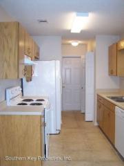 3180 Lakeview St, Crestview FL  32539-8149 exterior