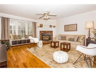 252 Cherry Hill Rd, Brooklyn, CT 06234-1406
