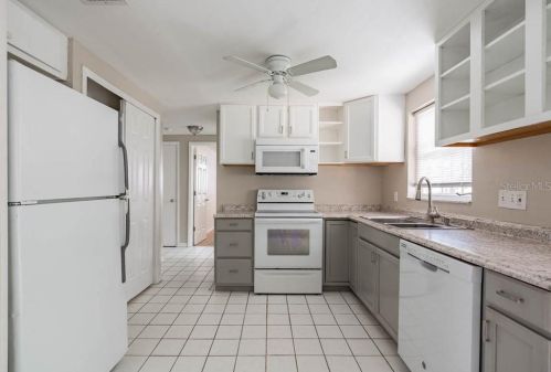 5110 Farley Dr, Tarpon Springs FL  34690-2010 exterior