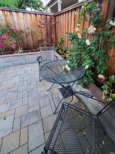 286 Mark West Commons Cir, Santa Rosa CA  95403-1284 exterior