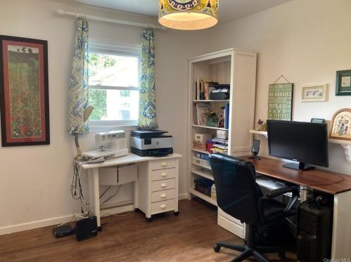 20 Scotchtown Pl, Middletown NY  10941-1434 exterior