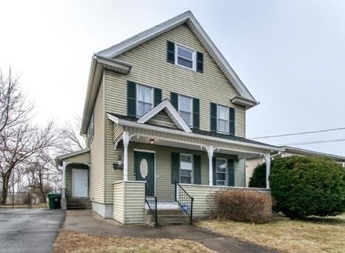 162 Hampden St, Chicopee, MA 01013-1587