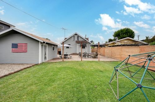 321 Madrona Ave, Brea CA  92821-5340 exterior