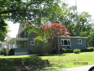 70 Franklin St, Albion, PA 16401-1133