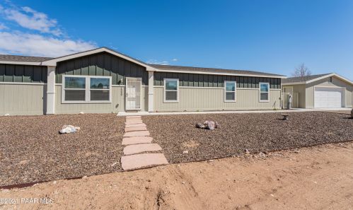 1229 James Dr, Chino Valley, AZ 86323-8710