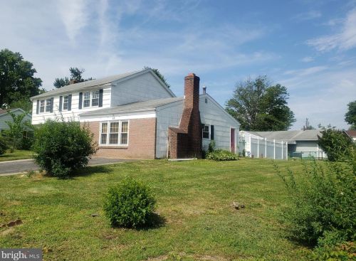 25 Garfield Dr, Willingboro NJ  08046-3227 exterior