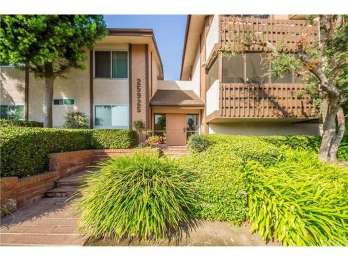25925 Oak St, Lomita CA  90717-3162 exterior