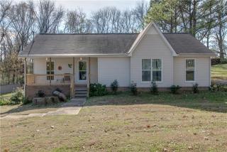 114 Mangrum Dr, Columbia, TN 38401-6159