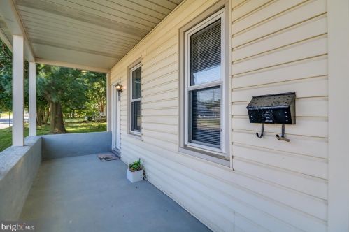 714 Division St, Dover DE  19904-2732 exterior