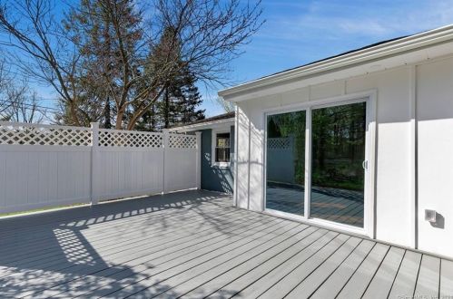 86 Woodland Dr, Northford CT  06472-1210 exterior