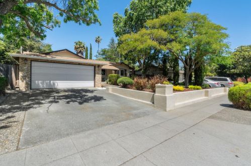613 Ginden Dr, Campbell, CA 95008-4402