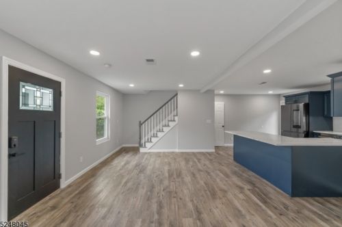 23 Kent Rd, Paterson NJ 07502-1406 exterior