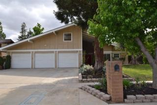8788 5th St, Fresno CA  93720-1724 exterior