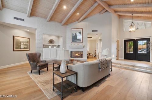8767 San Victor Dr, Scottsdale, AZ 85258-1916