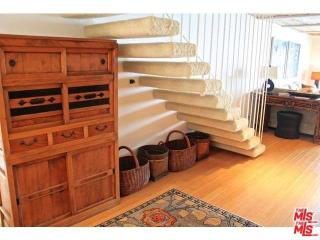 20538 Pacific Coast Hwy, Malibu CA  90265-5402 exterior