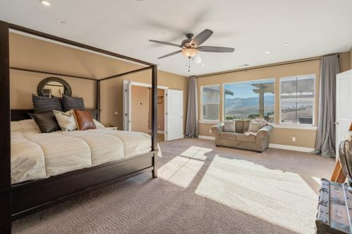 4025 Ashford Cir, Hollister CA  95023-8966 exterior