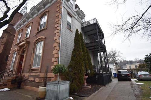 217 Spring Garden St, Easton, PA 18042-3619