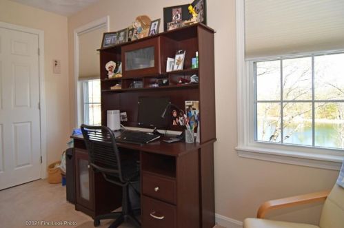 44 Boulevard Ave, Lincoln RI  02865-2108 exterior