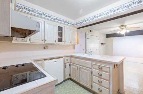 3900 Crofton Way, South San Francisco CA  94080-3914 exterior