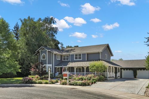 2328 Brittany Ln, Lodi, CA 95242-9153