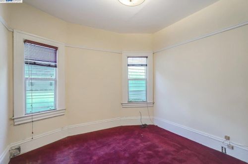 478 36 St, Oakland CA 94609-2327 exterior