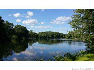 433 Prudden Ln, Orange CT  06477-2339 exterior
