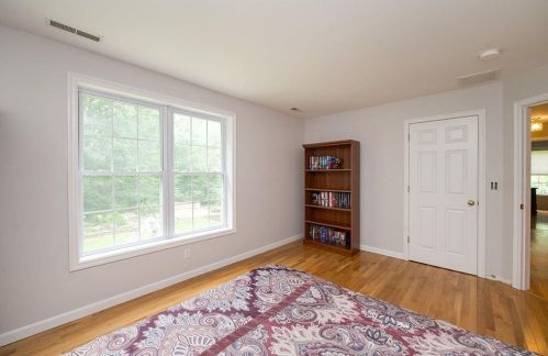 15 Coventry Ln, Salem NH 03079-1369 exterior