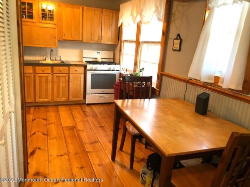 131 Belshaw Ave, Tinton Falls, NJ 07724-2934