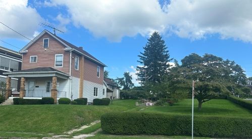 403 Hamilton Ave, Hermitage, PA 16121-2004