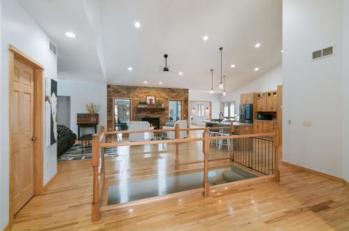 771 Kinney Rd, Hudson, WI 54016-7912