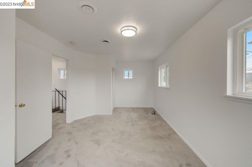 1136 92 Ave, Oakland CA 94603-1358 exterior