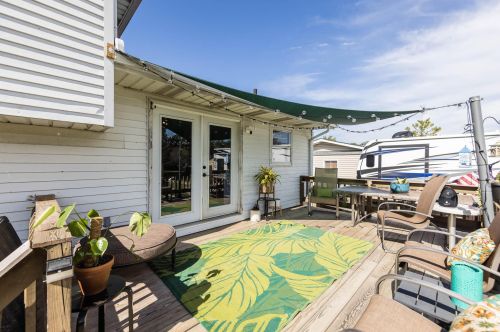 1239 Choctaw Dr, London OH  43140-8726 exterior