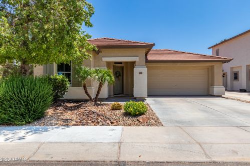1749 Voyager Dr, Gilbert, AZ 85295-5112