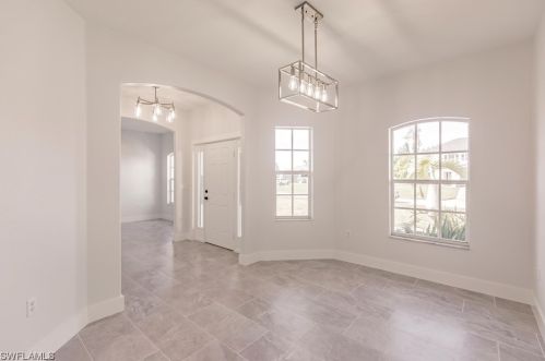 1823 6th Ave, Cape Coral FL  33909-9216 exterior