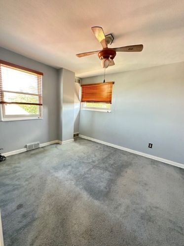 115 Roberta Dr, Whitaker PA  15120-3337 exterior