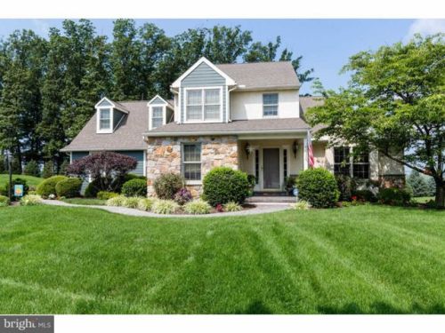40 Parkside Dr, Marsh, PA 19520-9496