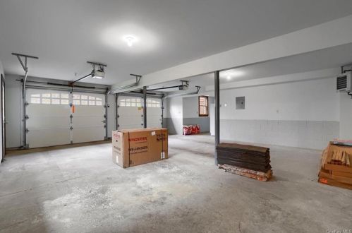 207 Osborne Hill Rd, Fishkill NY  12524-2529 exterior