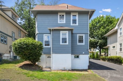 269 Teaneck Rd, Ridgefield Park NJ  07660-2004 exterior