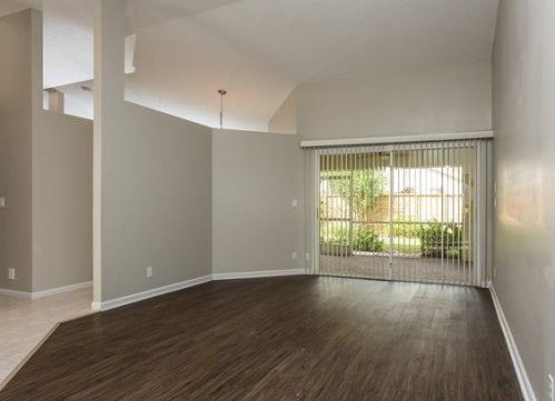 116 Waterway Rd, West Palm Beach, FL 33411-1543