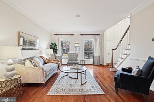 3211 Winter Sun Ter, Herndon VA  20171-1939 exterior