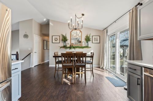 2622 Fox River Pkwy, Waukesha, WI 53189-7876