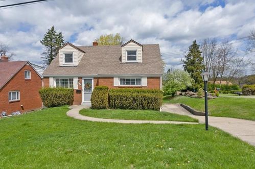 704 Valemont Dr, Verona, PA 15147-2641