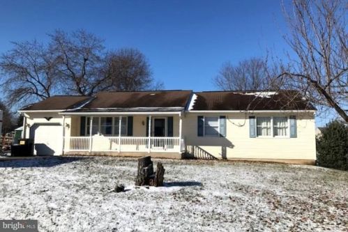 408 Golden Dr, Blandon, PA 19510-9653