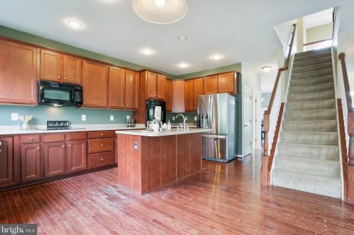 214 Union Ridge Dr, Charles Town WV  25414-4950 exterior