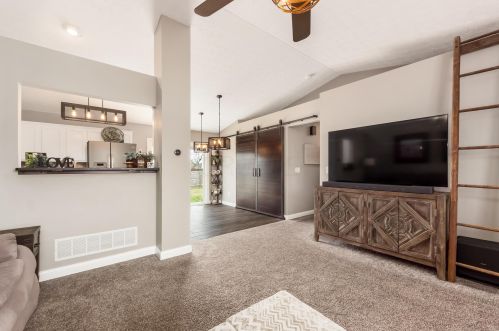 501 Poppy Ln, Marysville OH  43040-8109 exterior